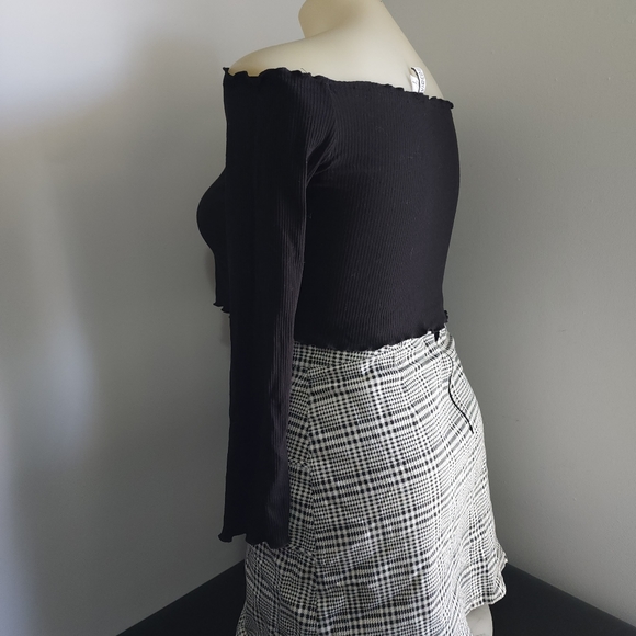 Aus L H&M Divided Black Ribbed Off Shoulder Long Sleeve Crop Top - Picture 14 of 16